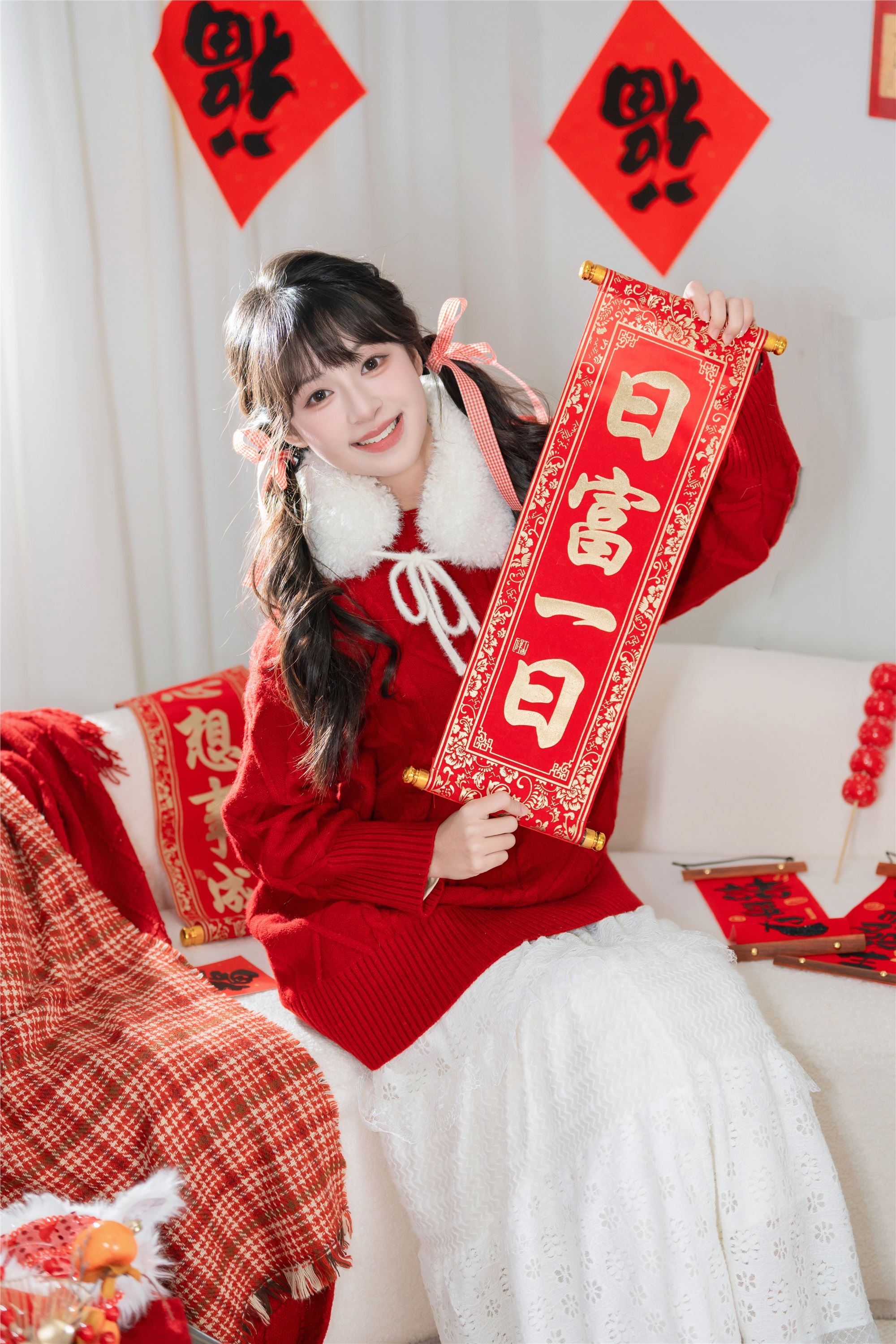 YITUYU艺图语 2025.01.14 居家新年照 夏芋小年